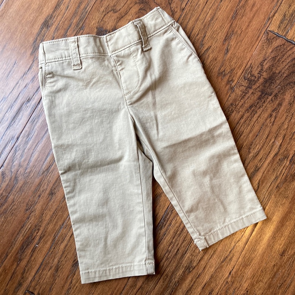 Like-new baby gap khaki pants!